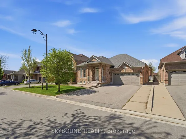 46 Tavio Way, Vaughan, ON L4H 1S1