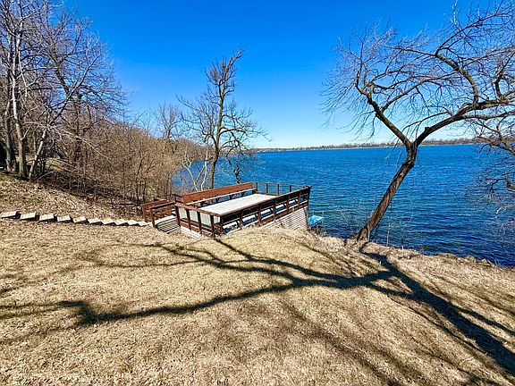 3rd image of 30282 Cordes Beach Rd