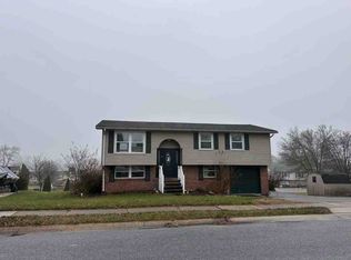 109 Maplewood Dr, Dover, PA 17315