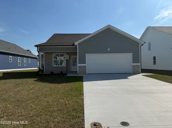 1024 Seven Iron Drive, Ayden, NC 28513