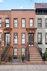 352 E 69th St, New York, NY, 10021