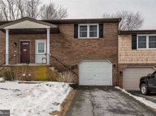 786 S Cedar St, Lititz, PA 17543