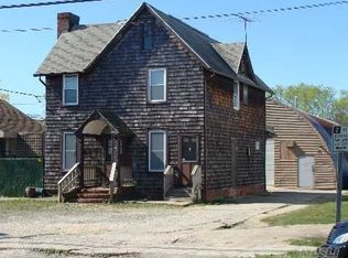 56 Park Ave, Bay Shore, NY 11706