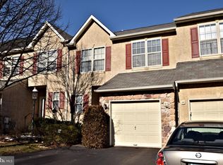 17 Chadwick Cir, Eagleville, PA 19403