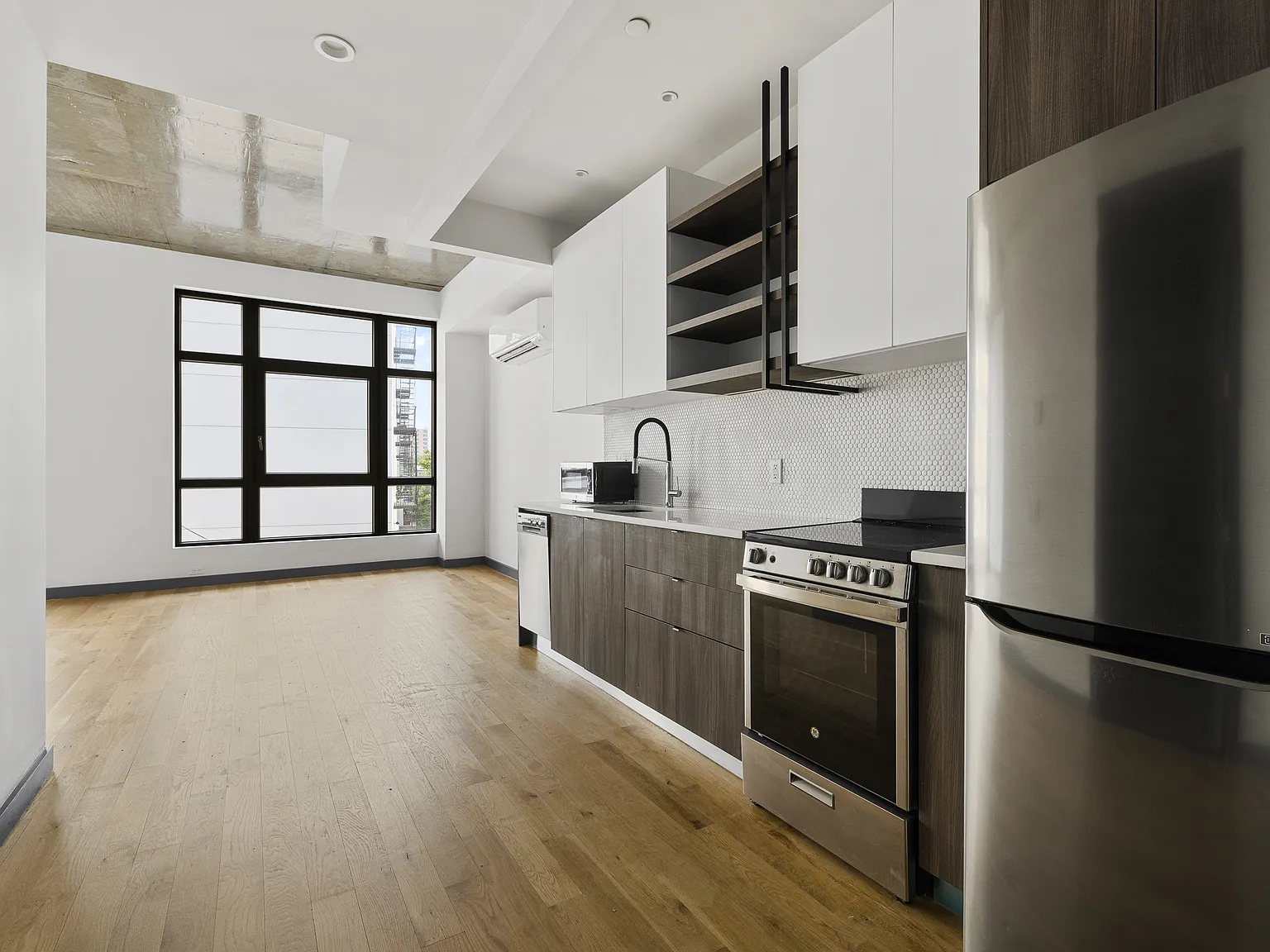 93 Linden Street — Photo 1