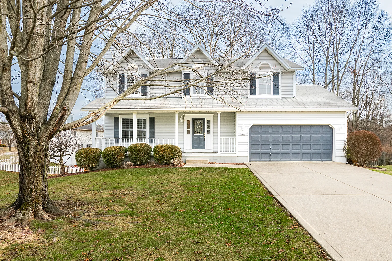 1215 S Barnes Dr photo 1