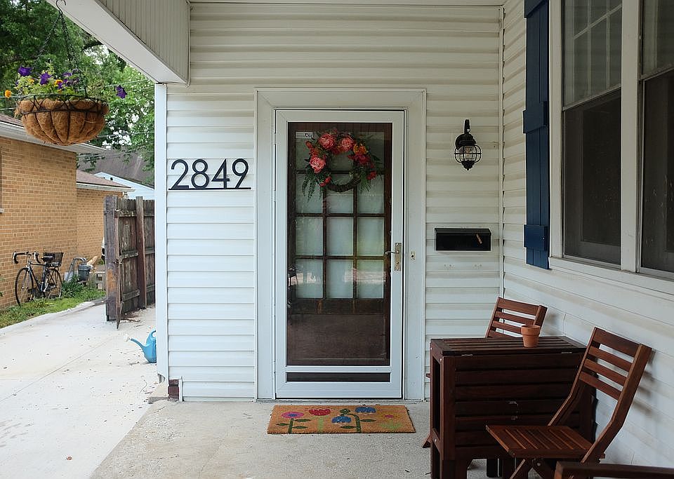 1st image of 2849 Dresden St