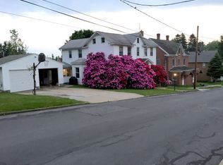 408 W Crawford St, Ebensburg, PA 15931