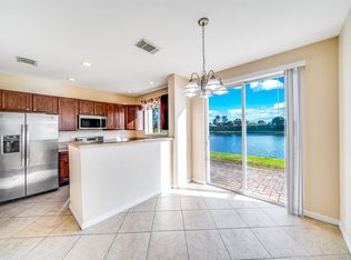 3141 Laurel Ridge Cir, Riviera Beach, FL 33404