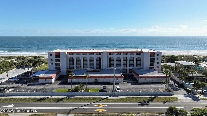 2 bed, 2.0 bath, 1475 sqft, $3,500 — Photo 1