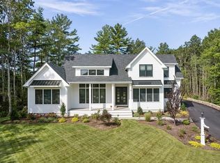 15 Shagbark Cir, Mattapoisett, MA 02739