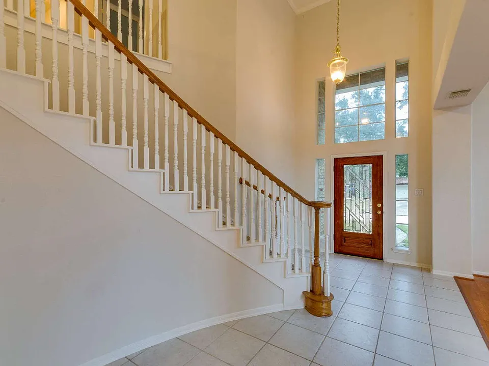 4019 Angel Springs Dr