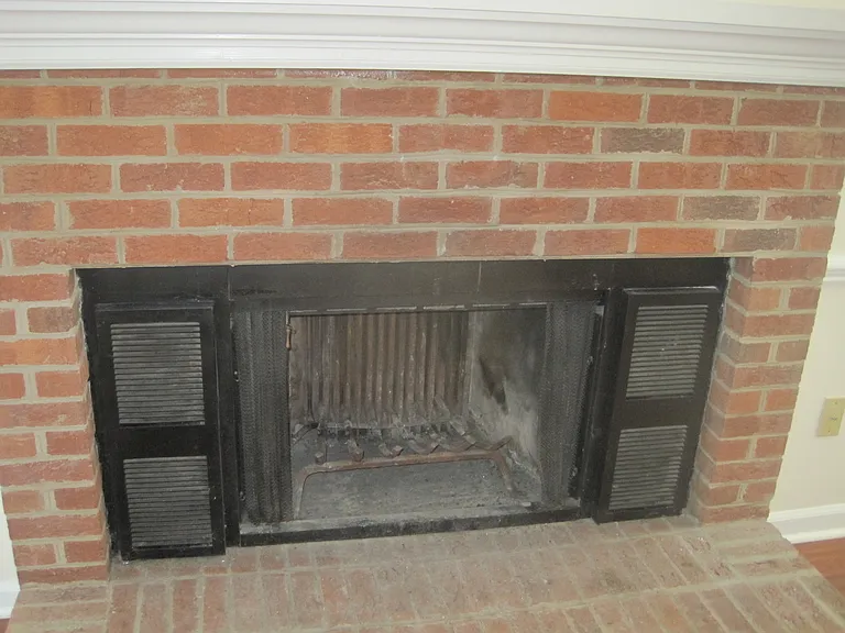111 Charter Oaks Cir — Photo 11