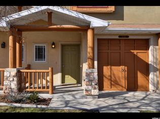 6674 S Pines Point Way, West Jordan, UT 84084