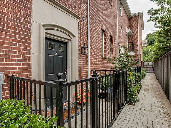 2nd image of 4124 Hyer St Unit 6