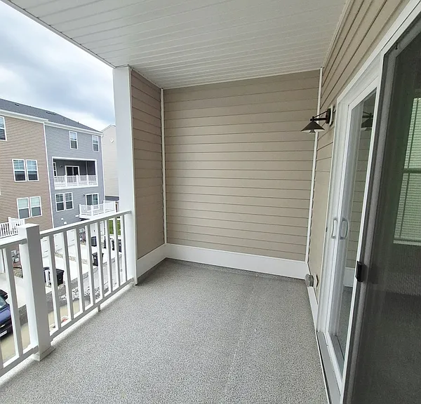 648 Brookwood Glen Ter #B — Photo 13