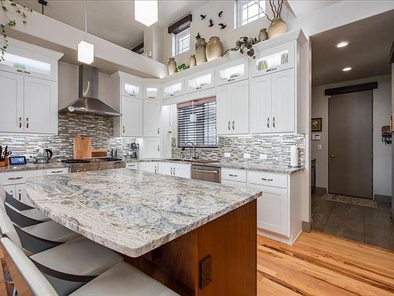 4th image of 6563 Murano Dr