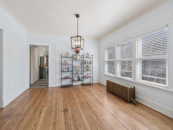 5th image of 367 Bartram Rd