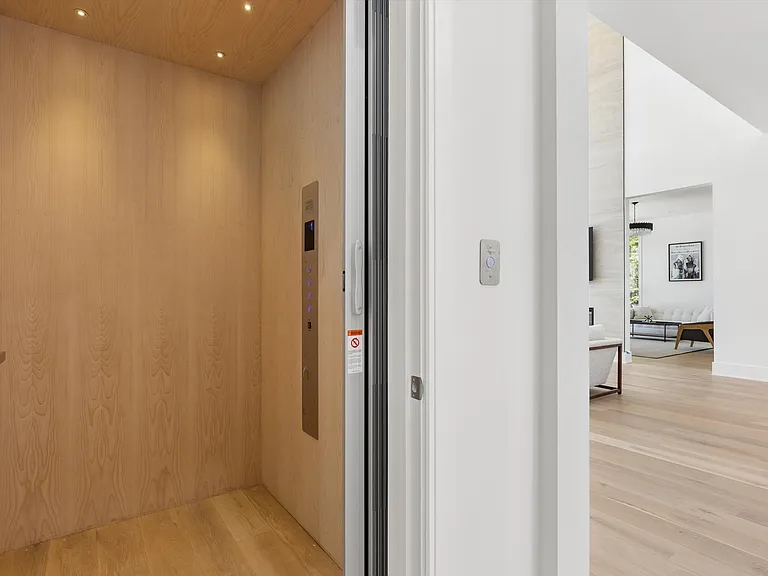 111 Water Mill Towd — Photo 20