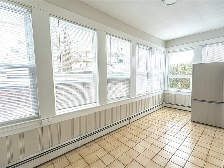 20 Breed St #3 — Photo 9