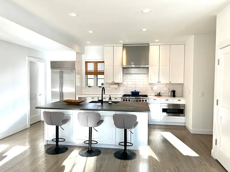 340 Wainscott Harbor Rd — Photo 8