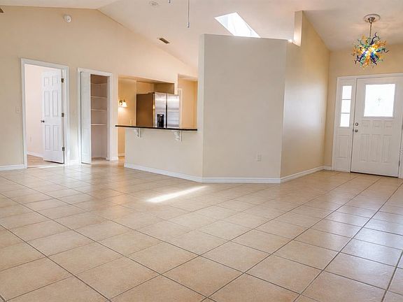 5th image of 11130 FOUNTAIN LAKE BOULEVARD