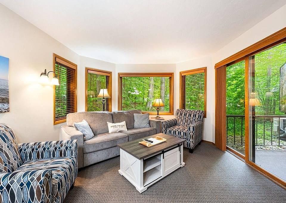 1st image of 4920 N Landmark Cir #2202