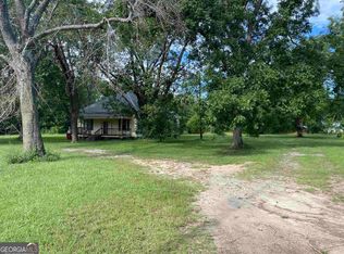 54 Copeland Rd, Tennille, GA 31089