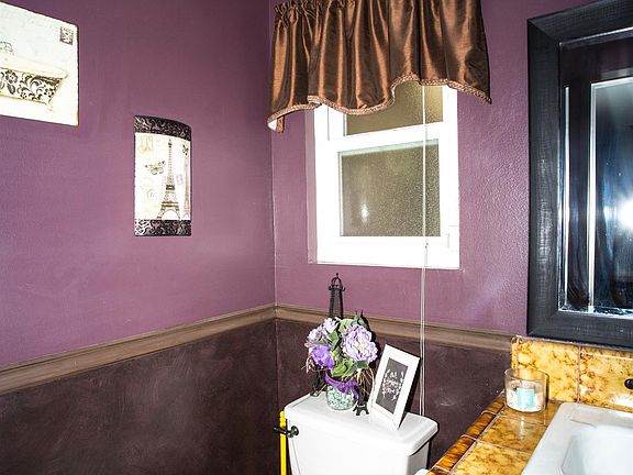 4th image of 5809 College Ave