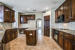 4th image of 1800 Grand Canyon Way