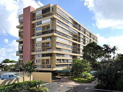 1170 N Federal Hy #209, Fort Lauderdale, FL, 33304