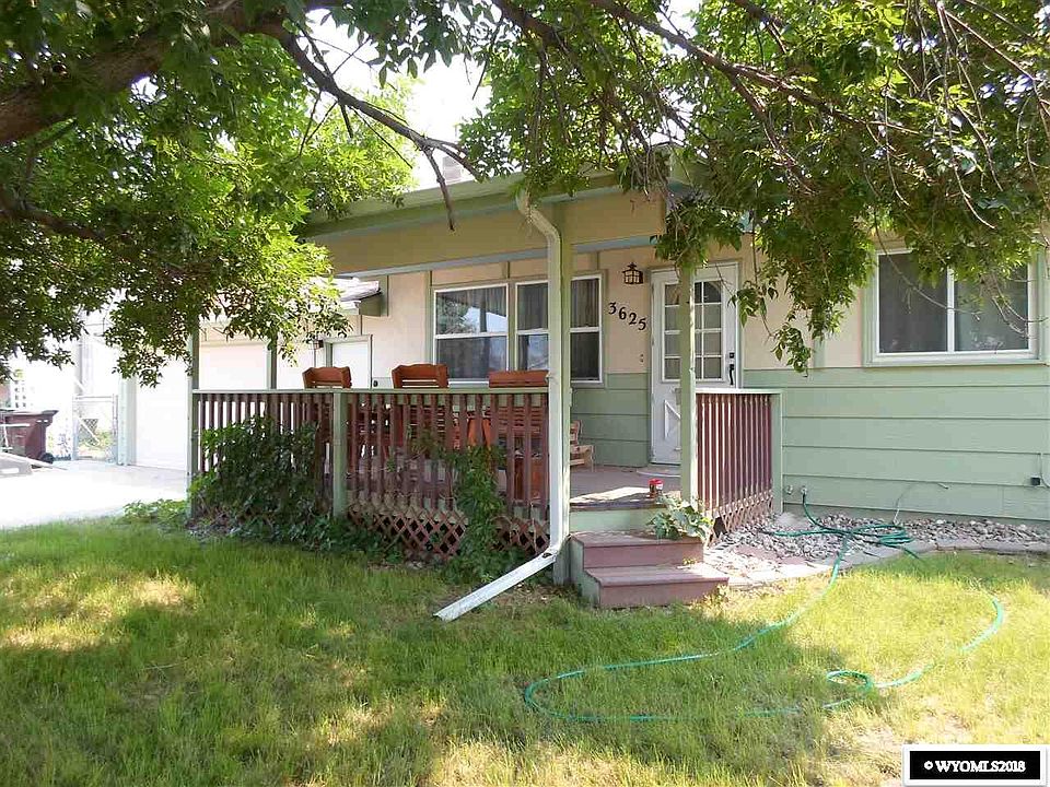 1st image of 3625 Campbell Dr