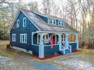 72 Marion Rd, Mattapoisett, MA 02739