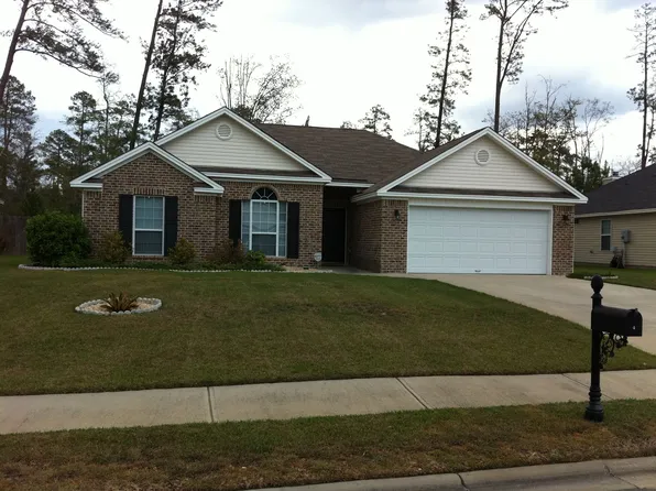 4 Carlisle Ln, Savannah, GA 31419