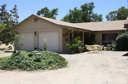 44201 Chapman Rd Photo 1