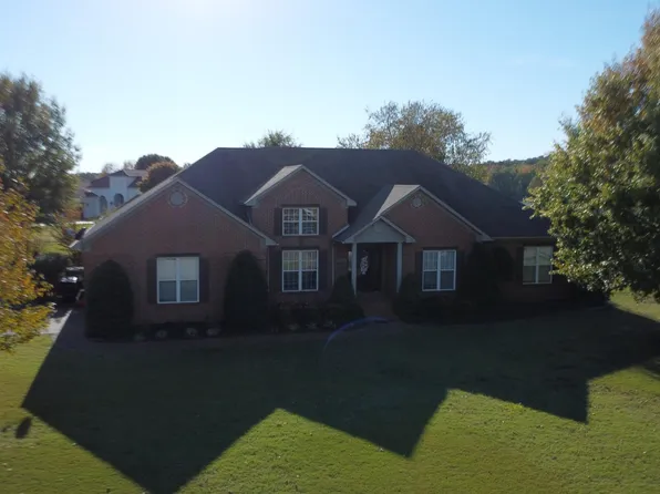 2453 Fairway Dr, Dyersburg, TN 38024