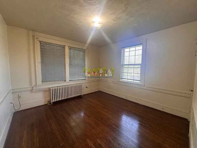 630 W Washington St #1/2 — Photo 20