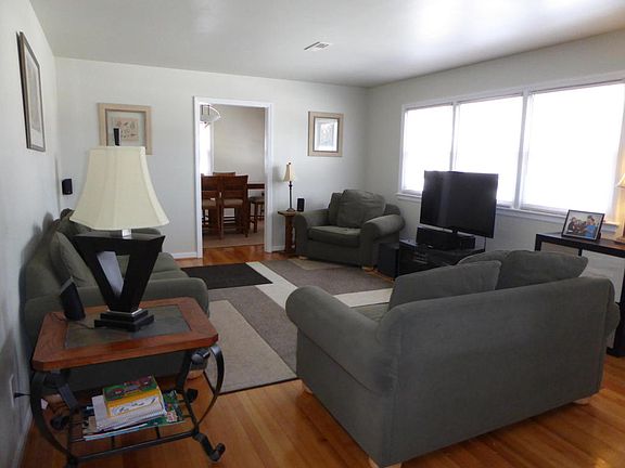 3rd image of 5828 Littlehorn Dr