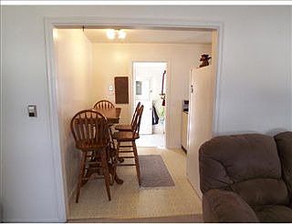 4th image of 4616 Lux Ave
