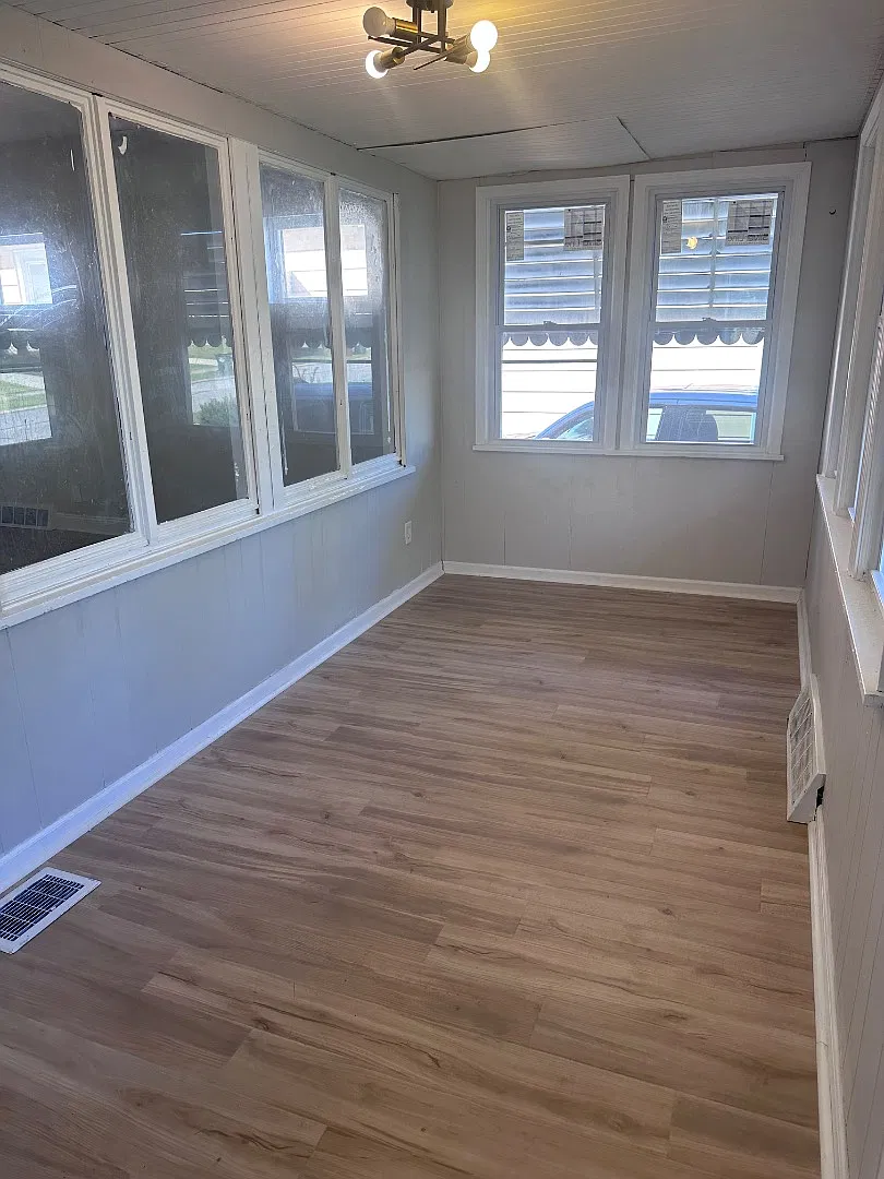 Renovated 3-Bedroom House in Parma | Garage + Water, Sewer & Garbage Included — Photo 2
