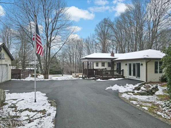 2595 Lake Ariel Hwy, Honesdale, PA 18431