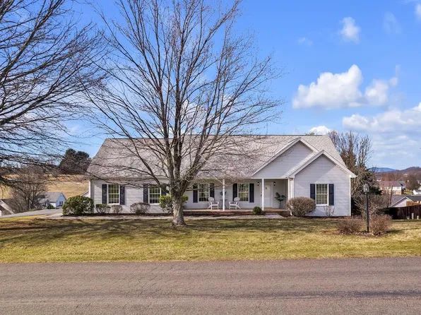17995 Glenwood Dr, Abingdon, VA 24211