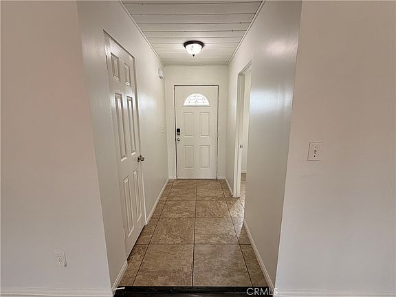 3rd image of 7943 Newcastle Ave