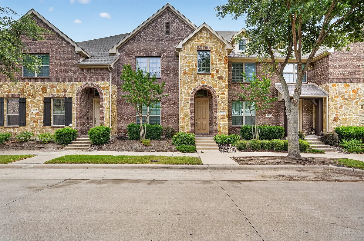 Building Photo - 4221 Blackjack Oak Dr