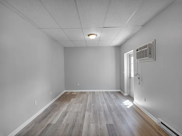 1500 Washington St #4 — Photo 12