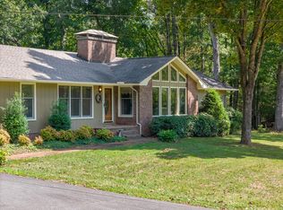 28 Guffie Rd, Franklin, NC 28734