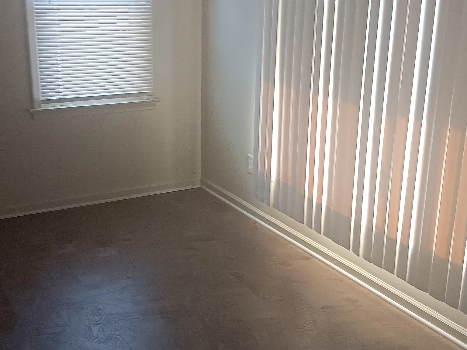 3 bed, 1000 sqft, $1,250 — Photo 3
