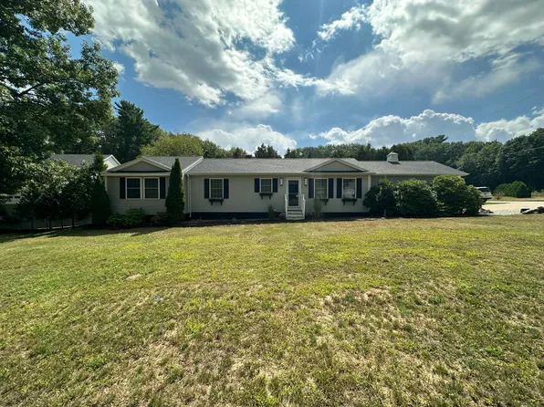 8 Shamrock Lane, Wells, ME 04090