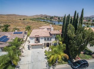 30111 Longhorn Dr, Canyon Lake, CA 92587