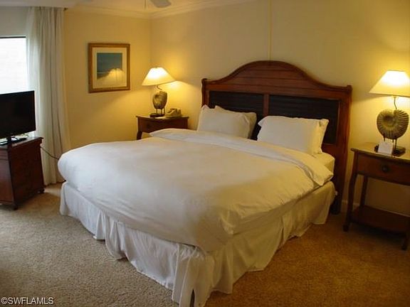4th image of 1501 Middle Gulf Dr #102H